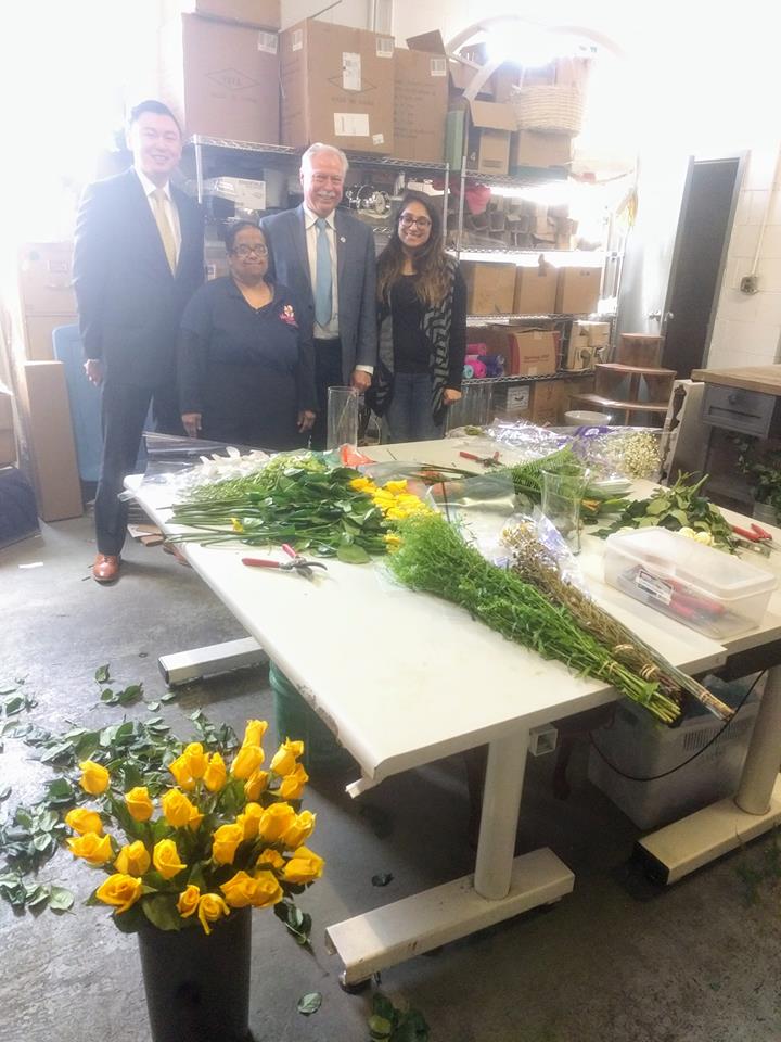Assemblyman Robert Karabinchak Visits Vaseful