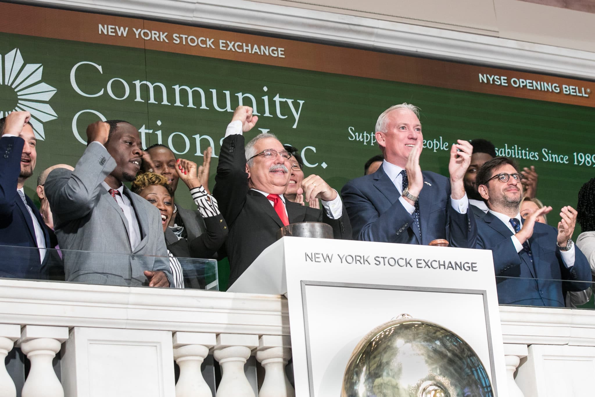 On Thursday, August 17, 2017, The New York Stock Exchange welcomes executives and guests of Community Options, Inc. to celebrate 10 years of providing housing and employment support to individuals with intellectual and developmental disabilities in South Carolina, Community Options will hold its 11th Annual iMatter Conference at the Francis Marion Hotel from September 24-27. To honor the occasion, Phil Lian,Board Member, rings the NYSE Opening Bell®.