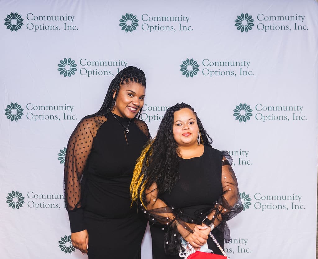On October 12th, 2021, Community Options hosted its Gala celebrating Celebrating Extraordinary Measures. The Gala took place at Heinz Field, 100 Art Rooney Ave., Pittsburgh, PA 15212.