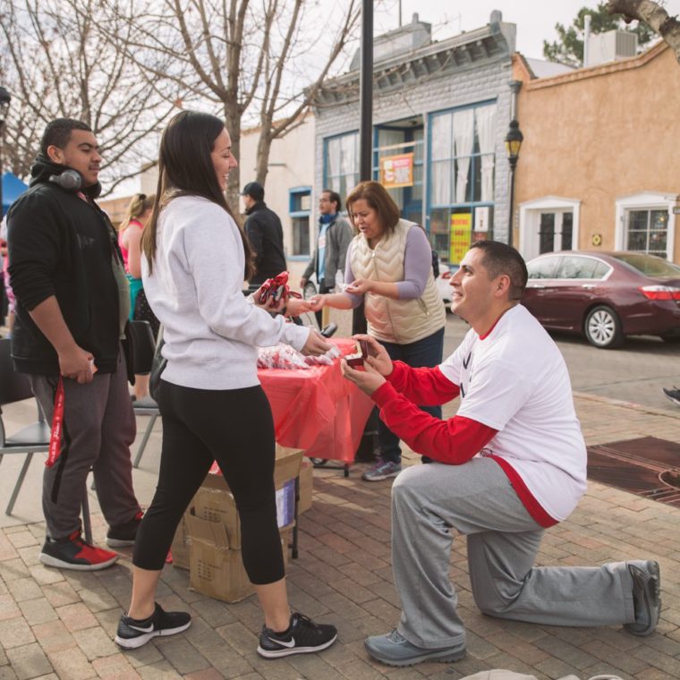 Robert Lopez Proposes To Kiana At Las Cruces Cupid's Chase 5k In 2018