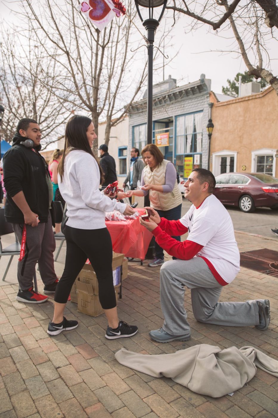 Robert Lopez Proposes To Kiana At Las Cruces Cupid's Chase 5k In 2018