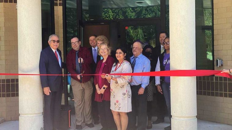 Community Options Enterprises celebrated the opening of the Daily Plan It with a ribbon cutting ceremony on Monday, May 9, at 11:00 AM.