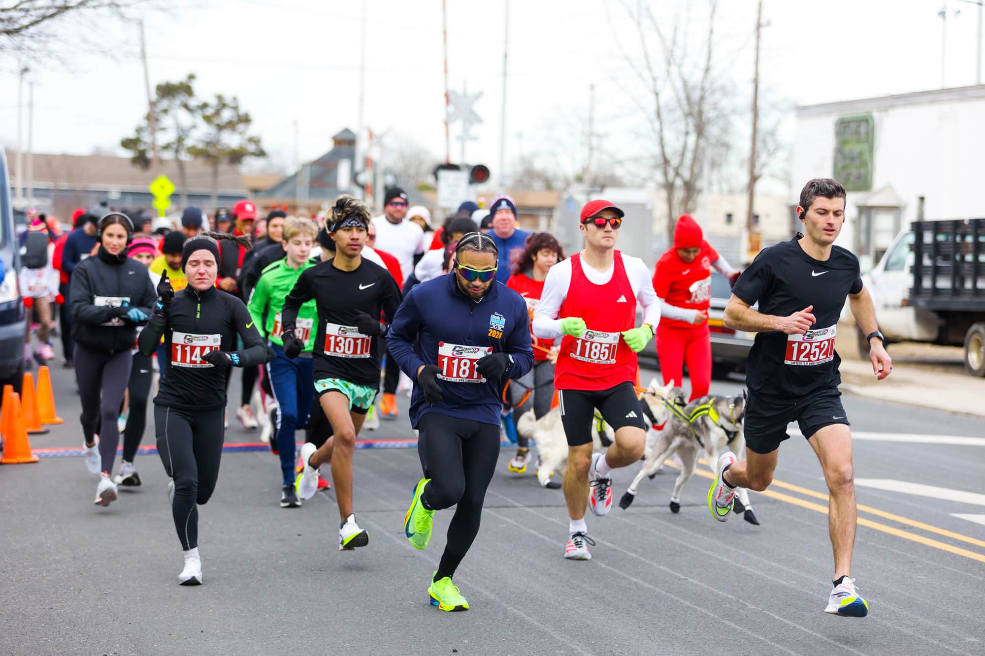 Racegoers in Lake Como launching a spectacular start to the Cupid’s Chase 2025 5K